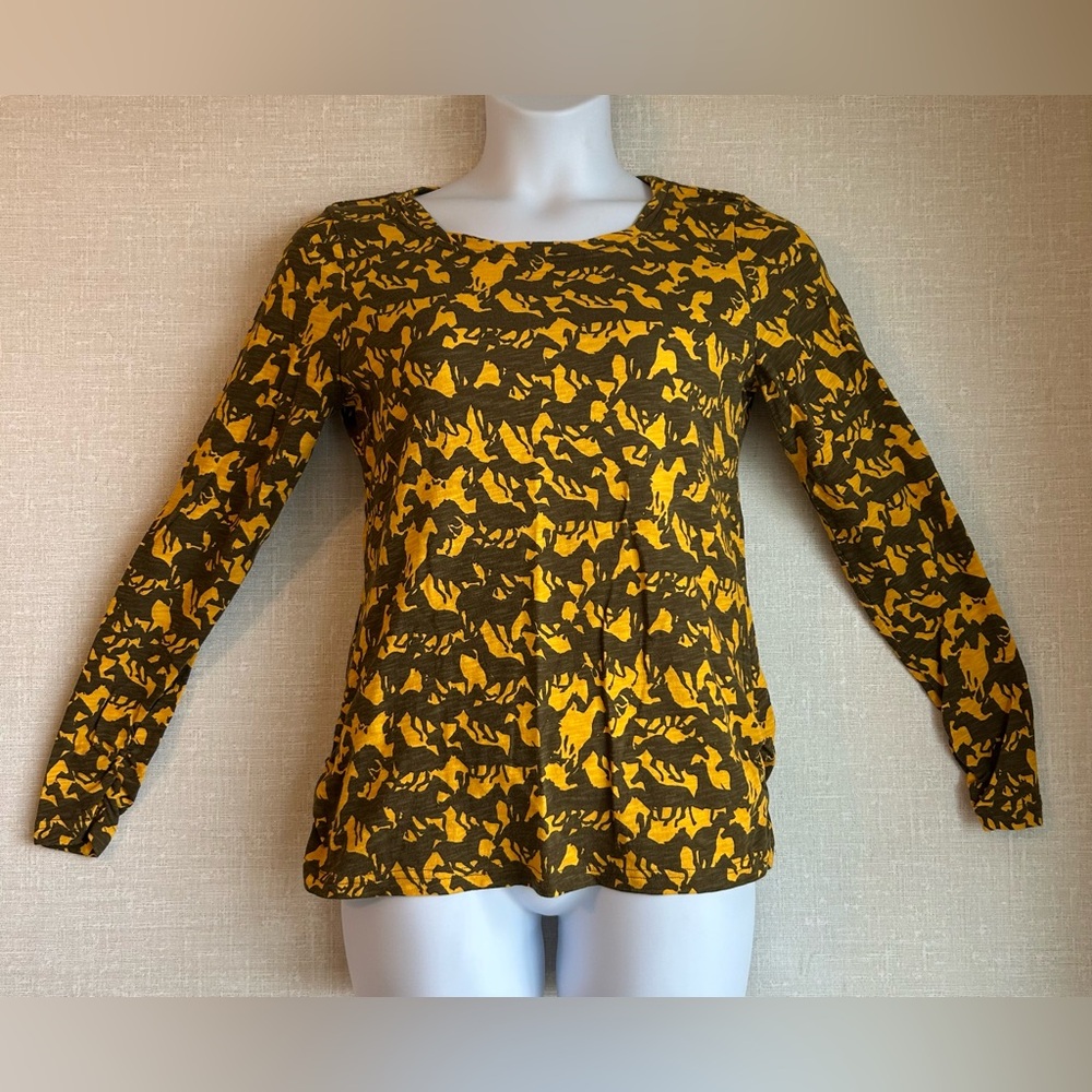 SUNDANCE Free Spirit All Over Horse Print Pattern MED Long Sleeve Tee Rouching